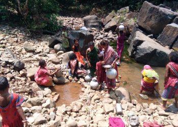 Bhuyan tribals forced to drink stream water