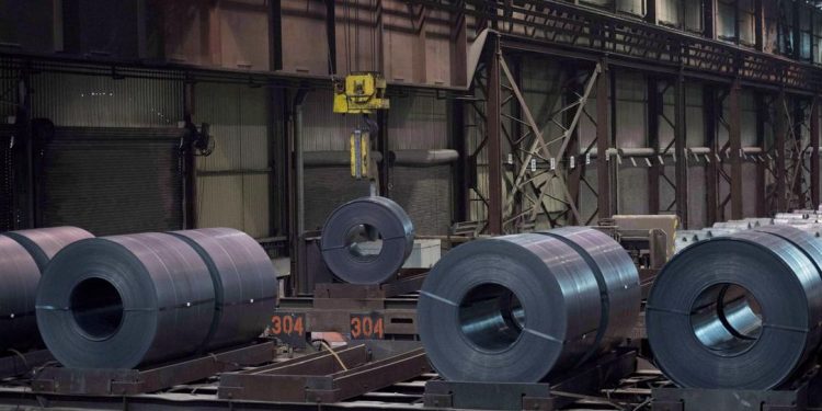 US lifts steel, aluminium tariffs on Canada