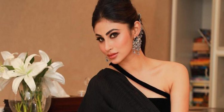 ‘Naagin’ girl Mouni Roy’s latest photo will make you go wild