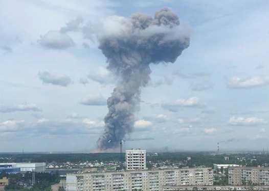 Smoke rising from the site of blasts at an explosives plant in the town of Dzerzhinsk, Nizhny Novgorod Region, Russia, Saturday