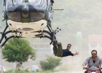 Akshay Kumar does chopper stunt for 'Sooryavanshi'