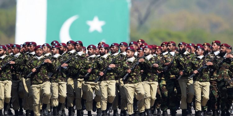 Pakistan's Defence budget to remain unchanged