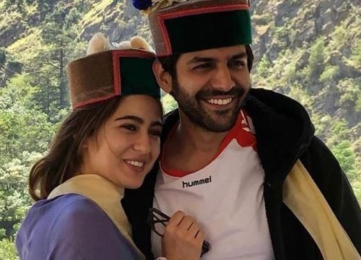 Kartik Aaryan, Sara Ali Khan spotted chilling together in Shimla