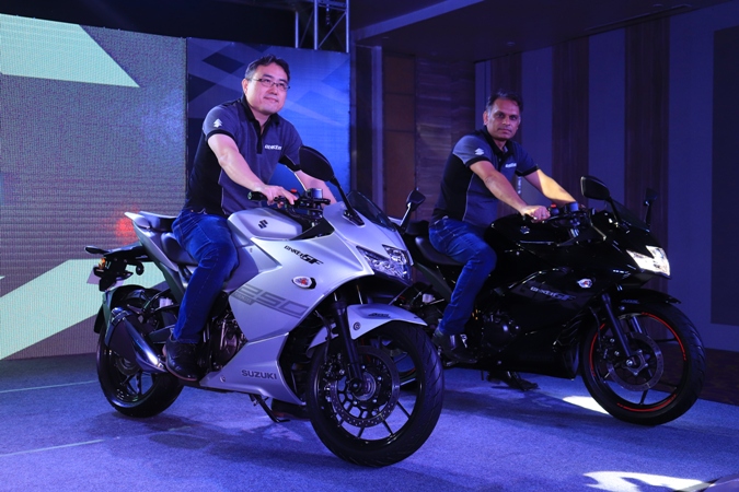 Gixxer sf sales 250 price