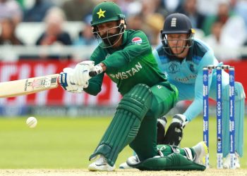 Pakistan post imposing total against England