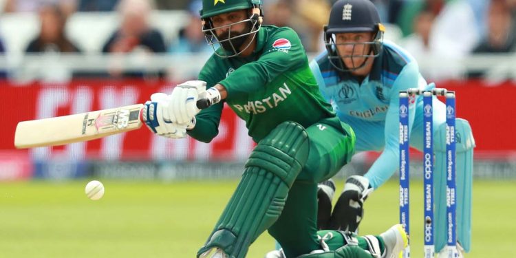 Pakistan post imposing total against England