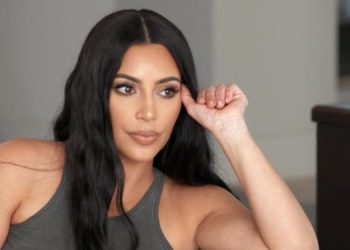 Kim Kardashian slams netizens doubting her 7-yr-old daughter's painting skills