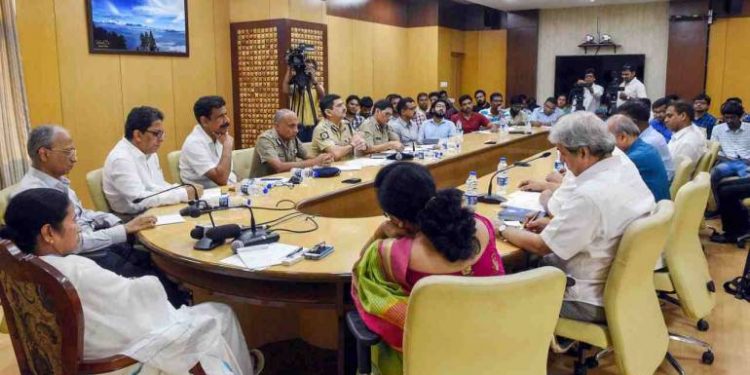 West Bengal Chief Minister Mamata Banerjee conducts a meeting with junior doctors and officials, in Howrah on June 17, 2019. (Image: PTI)