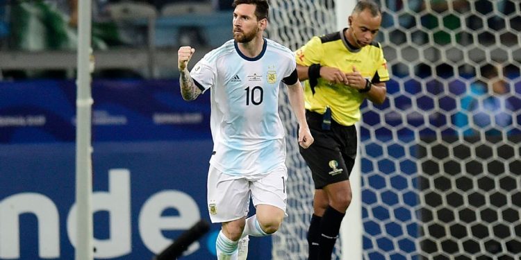 Messi swept in a 57th-minute spot-kick at Belo Horizonte's Mineirao Stadium to cancel out a first-half opener from Paraguay's Richard Sanchez.