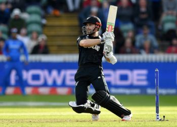 Kane Williamson led by example as the New Zealand captain's 79 not out guided his side to a seven-wicket win over Afghanistan that maintained their 100 percent start to the World Cup Saturday (AFP)