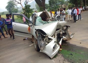 1 killed, 5 of family hurt in road mishap