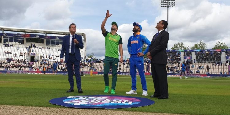 The two captains during toss.