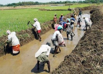 Villagers allege irregularities in MGNREGS works