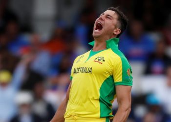 Stoinis bowled and batted during the training session at Trent Bridge and didn't look in any sort of discomfort.