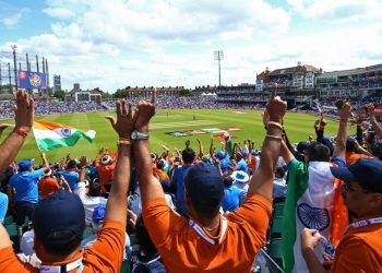 The Indians have turned up in huge number in England for the ongoing World Cup. They can be seen cheering and supporting the Men in Blue at each and every World Cup venue.