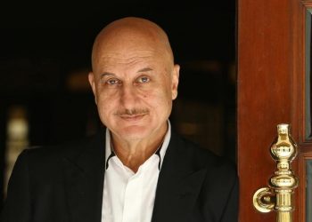 Birthday boy Anupam Kher once threatened to ruin the career of a fellow actor