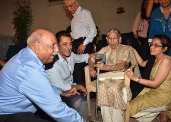 Salman hosted special screening of 'Bharat' for partition families