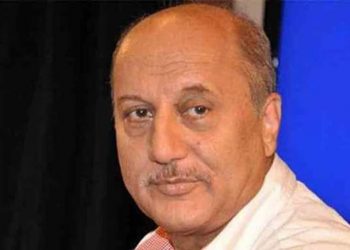 Anupam Kher admires Anushka's 'cool attitude'