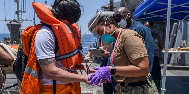 Crew of the Kokuka Courageous on USS Bainbridge after the blast