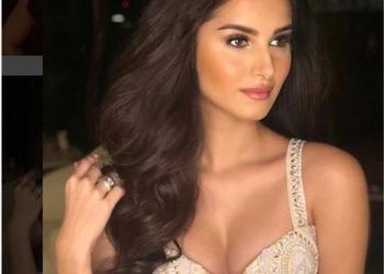 Tara Sutaria’s alluring photos will turn you on; See pics