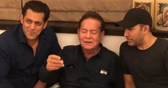 Watch: Salman, Salim Khan sings 'Suhani Raat Dhal...'