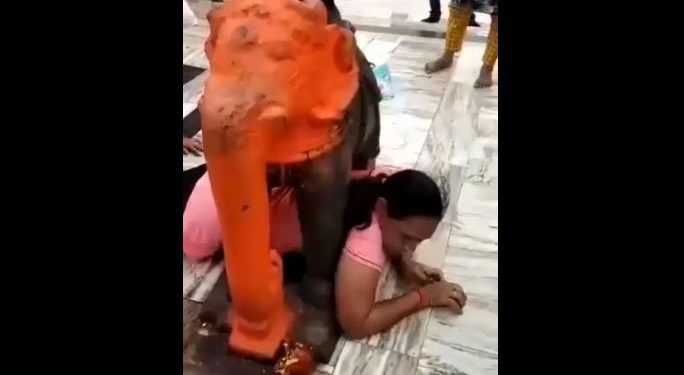 Recently, a video featuring a woman performing one such unique ritual went viral on social media.