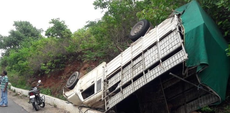 45 sheep, goats killed as truck overturns