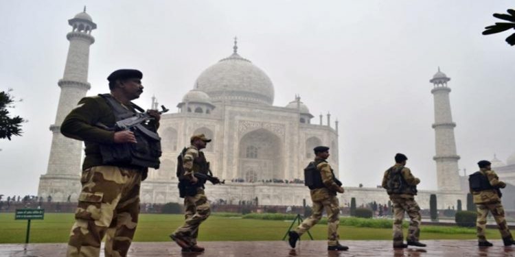 Security at Taj Mahal to beef up after Shiv Sena threat