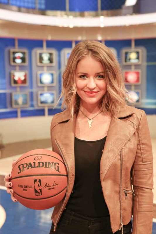 5 most beautiful Sports Reporters in the world