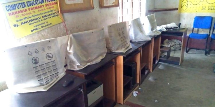 Computer edu lacks hard drive in Bhadrak