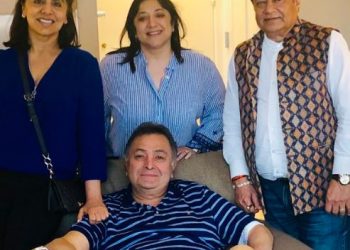 Anup Jalota visits Rishi Kapoor in New York