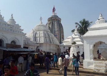 Temple suffers from bureaucratic nightmare