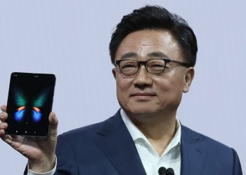 Samsung CEO 'embarrassed' by Galaxy Fold launch: Report