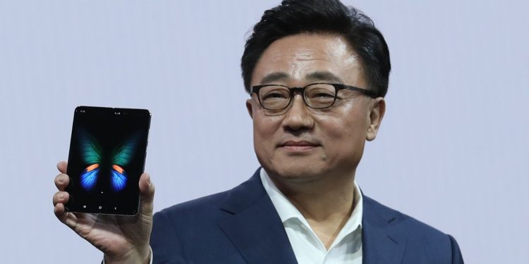 Samsung CEO 'embarrassed' by Galaxy Fold launch: Report