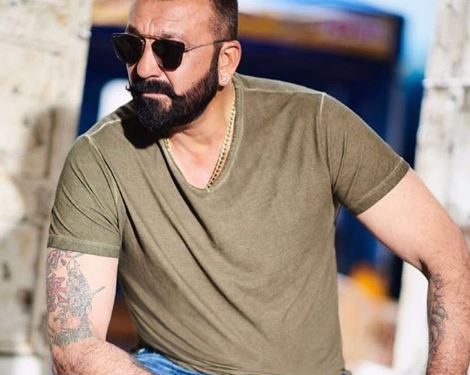 Birthday boy Sanjay Dutt used to wash his mouth with alcohol