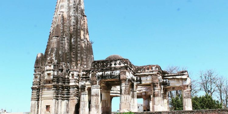 Shawala Teja Singh Temple in Dhaarowal