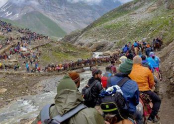Officials said no yatri vehicle will be allowed to move towards the valley today due to bad weather along the nearly 300 Km long Jammu-Srinagar national highway.