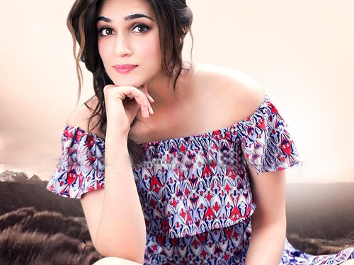 Wishes pour in for Kriti Sanon on her 29th birthday