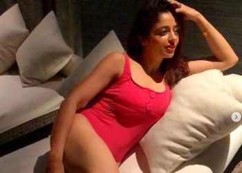 Bigg Boss contestant Neha Pendse spotted chilling in Italy