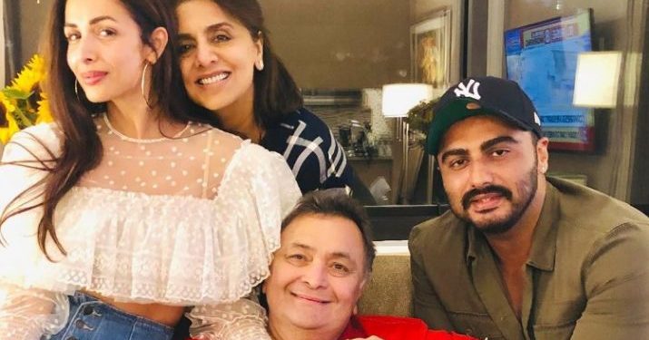 Rishi, Neetu spend 'fun evening' with Arjun, Malaika