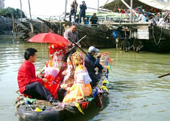 This village has been floating on the sea for 1300 years