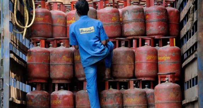 Non-subsidised LPG cylinder gets costlier