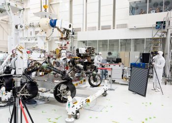 NASA's Mars 2020 rover undergoes 'eye' test