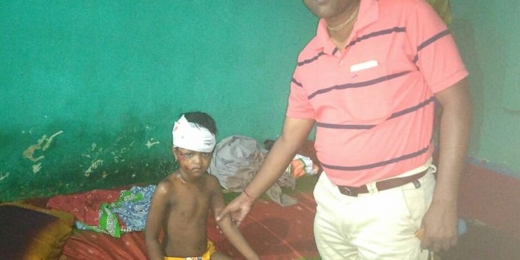 3 kids hurt as ceiling chunks fall on them