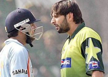 Gautam Gambhir (L) and Shahid Afridi. File pic