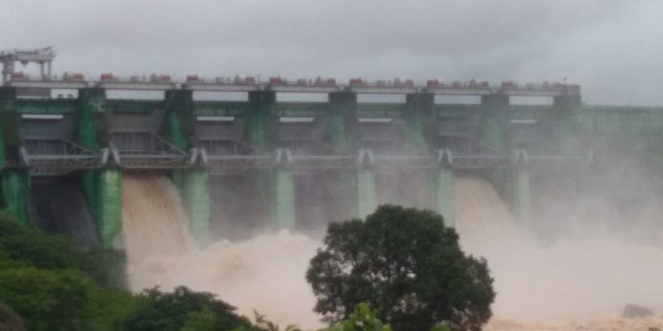 2 sluice gates of Indravati opened