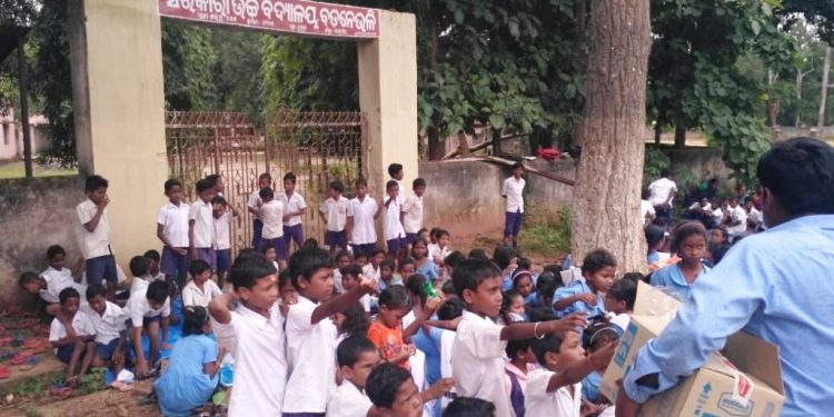 Students, guardians lock up school gate