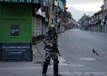 The restrictions were eased Saturday morning to facilitate the movement of government employees towards their offices, they said.