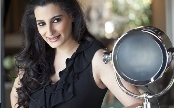 Happy birthday Mana Shetty; Suneil Shetty had to wait for 9 years to marry Mana