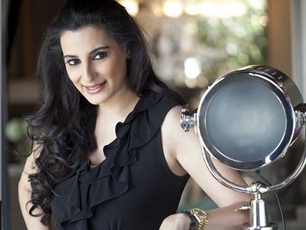 Happy birthday Mana Shetty; Suneil Shetty had to wait for 9 years to marry Mana